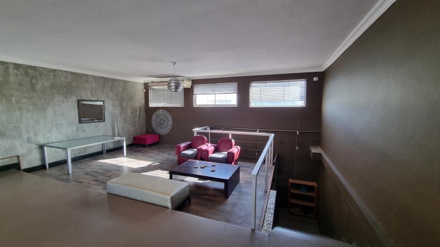 To Let Commercial Property for Rent in Woodstock Western Cape